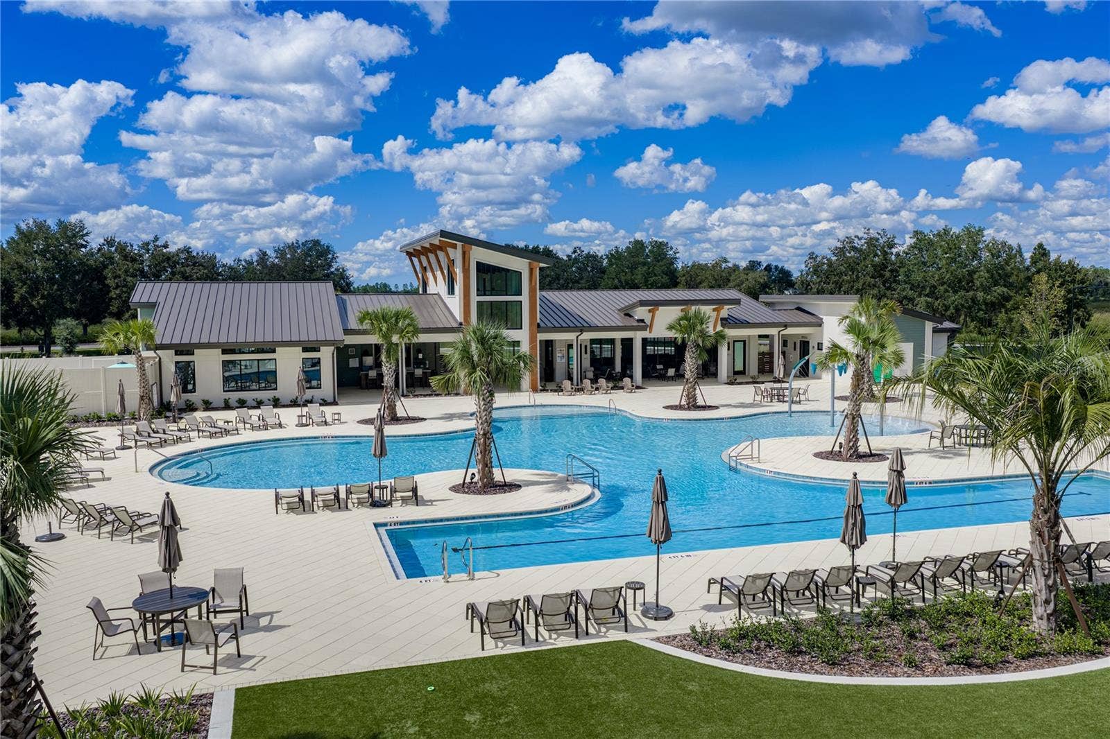 1076 KISTNA DRIVE, Zephyrhills, FL 33540 Community Center
