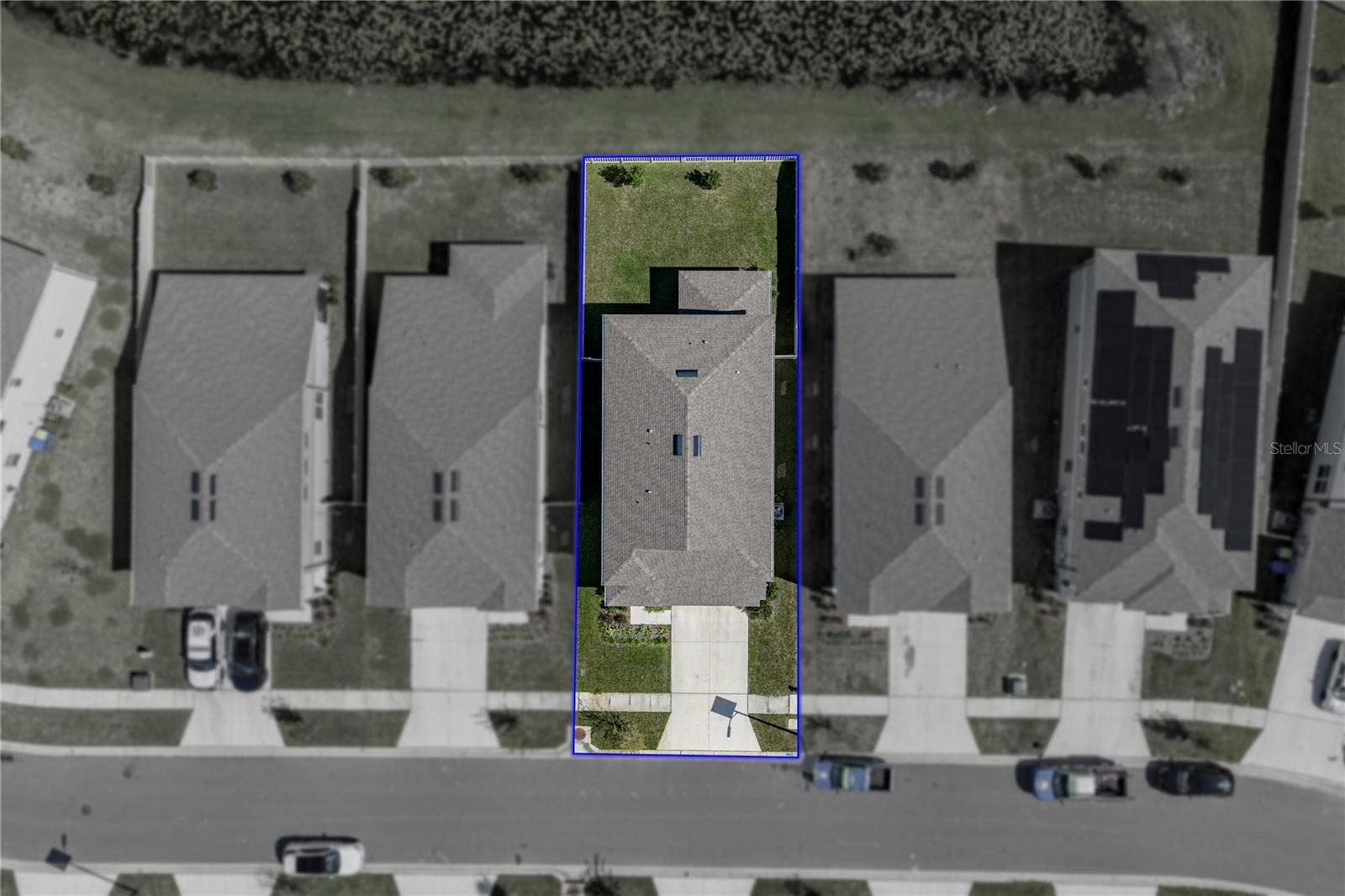 1076 KISTNA DRIVE, Zephyrhills, FL 33540 Arial Lot Line