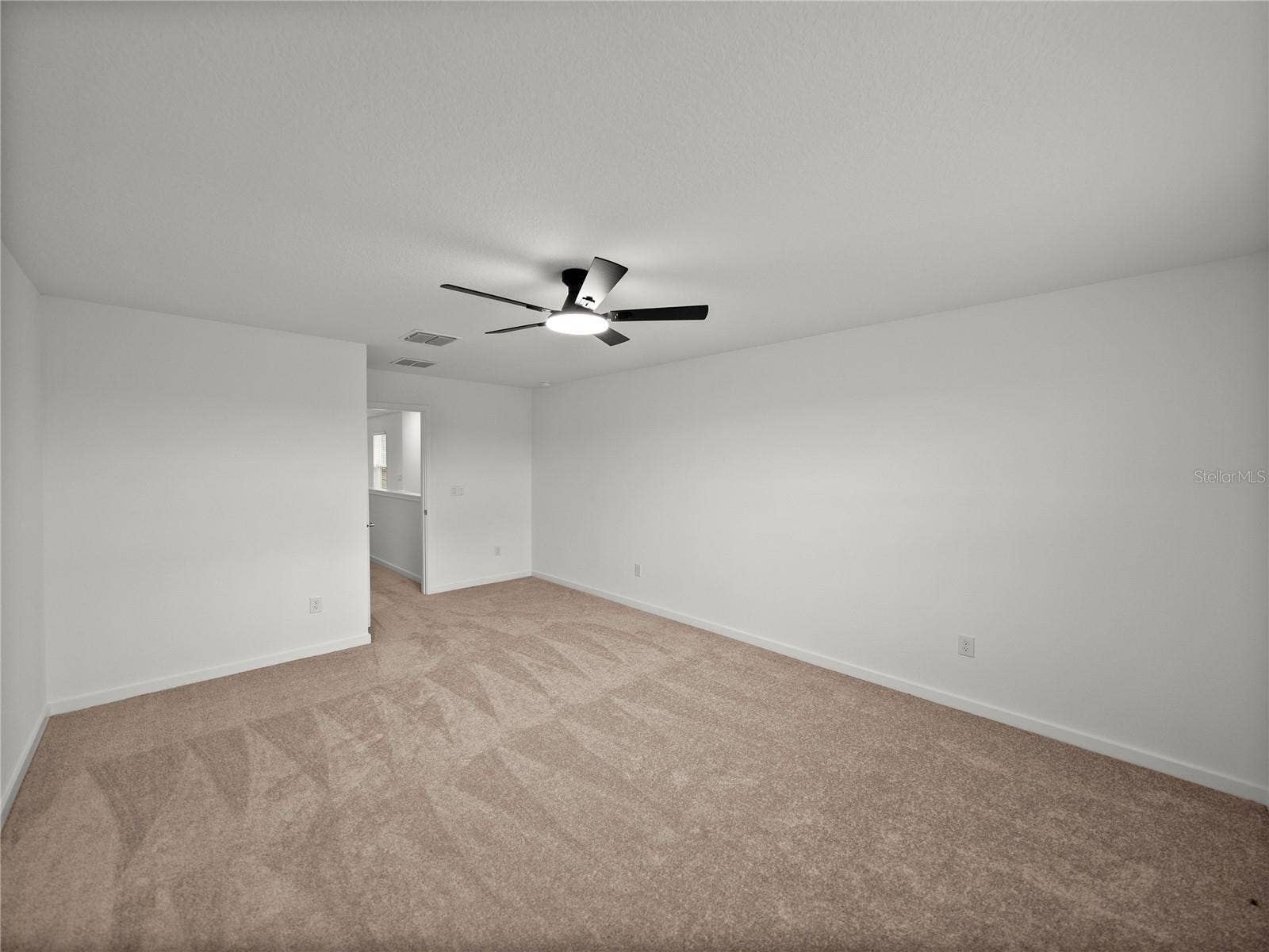1076 KISTNA DRIVE, Zephyrhills, FL 33540 Alternate View of Primary Suite