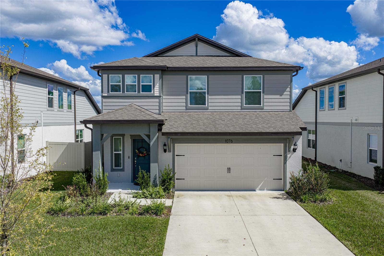 1076 KISTNA DRIVE, Zephyrhills, FL 33540 Exterior Front