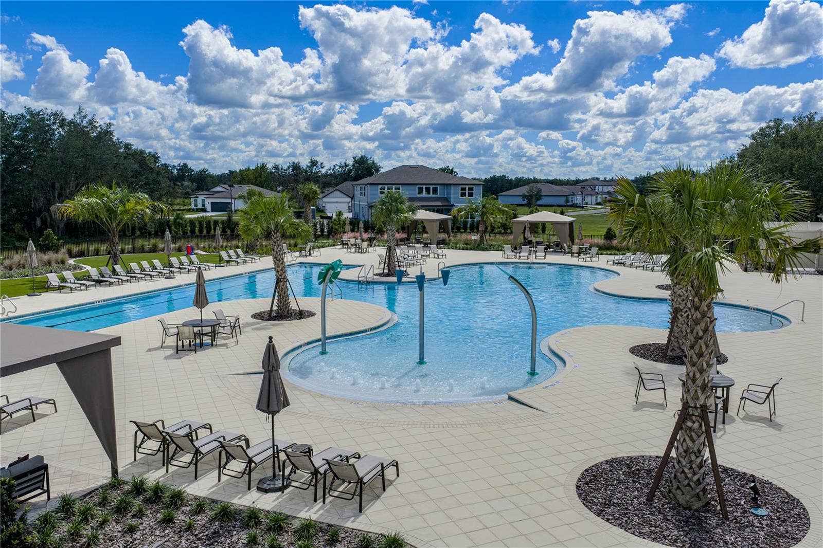 1076 KISTNA DRIVE, Zephyrhills, FL 33540 Community Pool