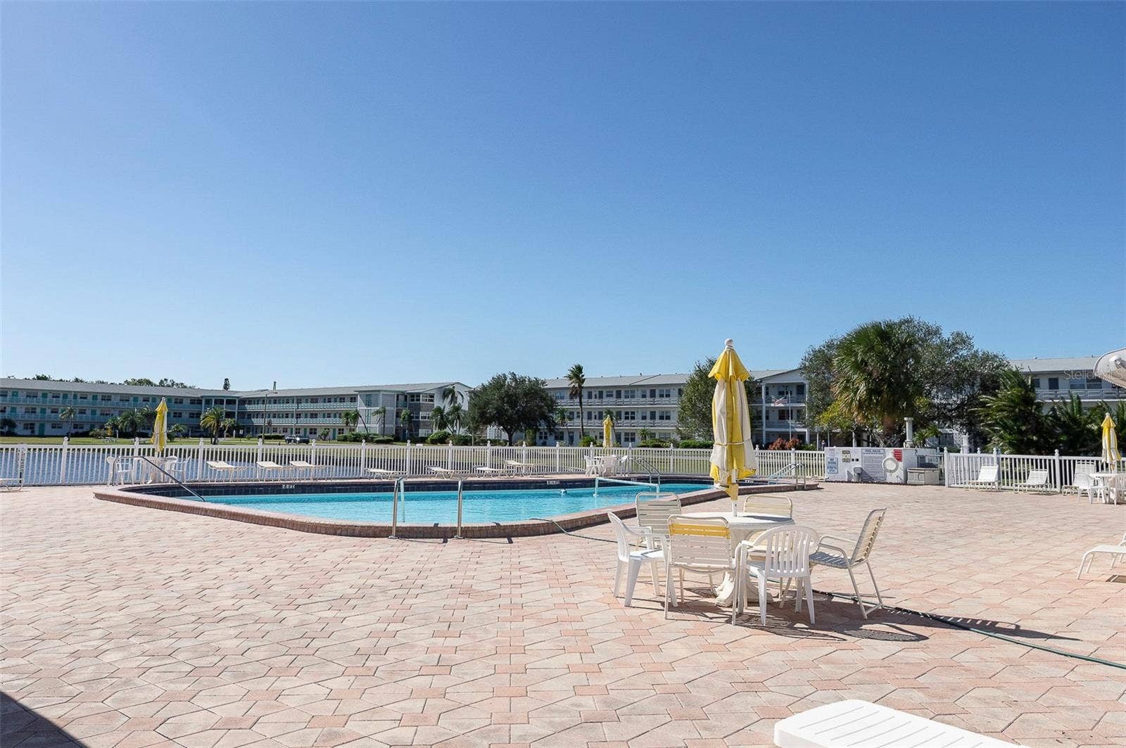 5915 18TH STREET N, #16, St Petersburg, FL 33714