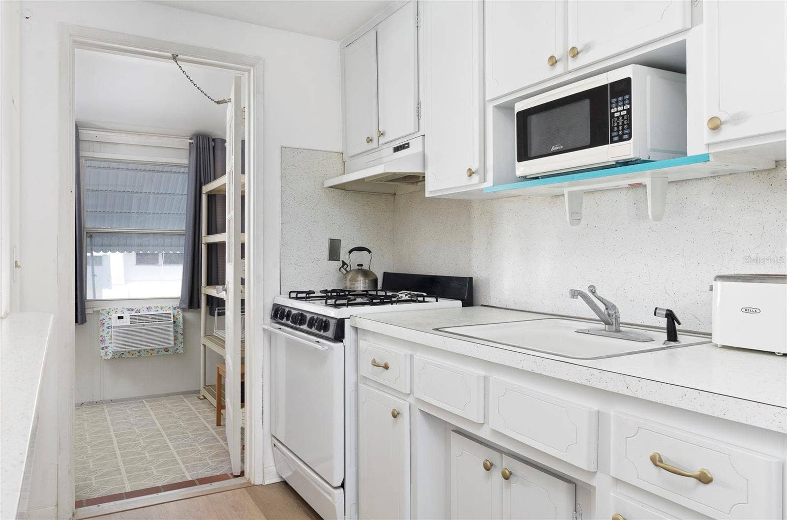 5915 18TH STREET N, #16, St Petersburg, FL 33714