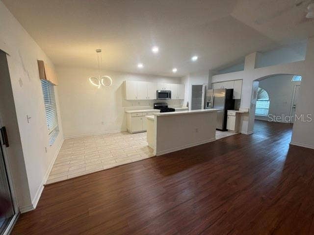 1928 GRENVILLE COURT, Wesley Chapel, FL 33543