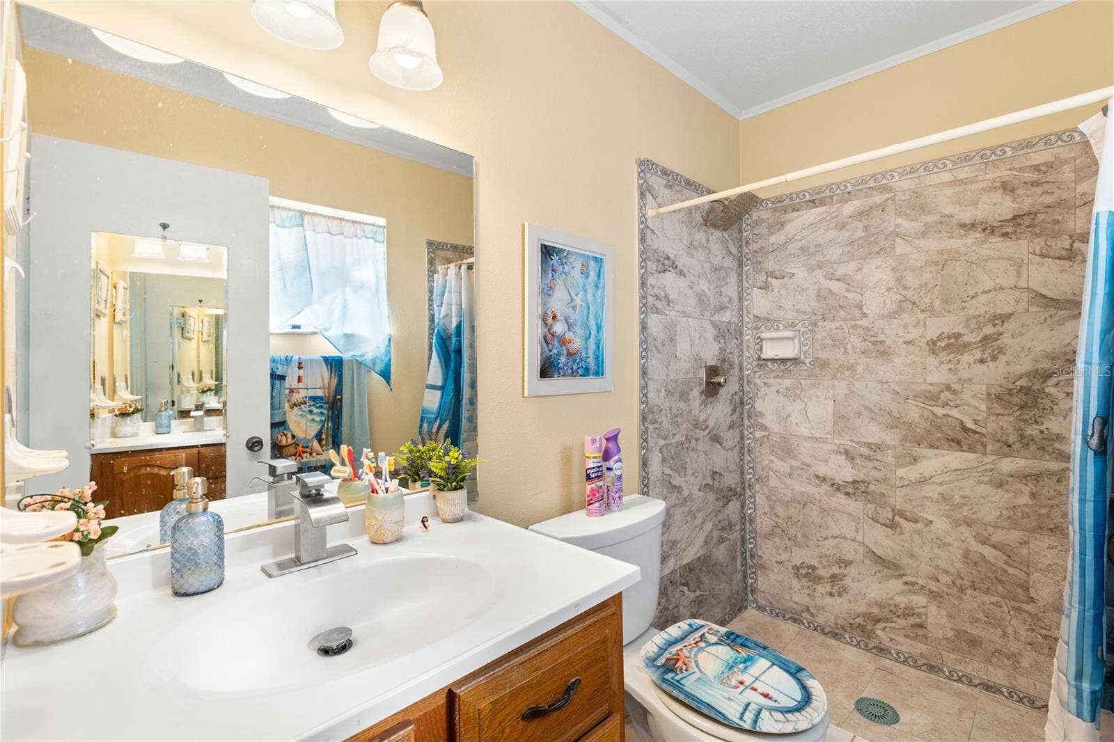 7418 RIVERBANK DRIVE, New Port Richey, FL 34655 primary bathroom