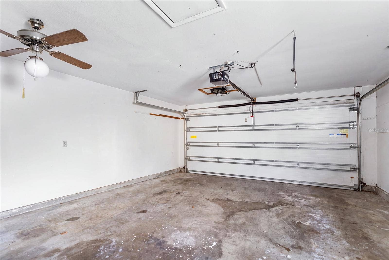 7418 RIVERBANK DRIVE, New Port Richey, FL 34655 7418 RIVERBANK DRIVE, New Port Richey, FL 34655