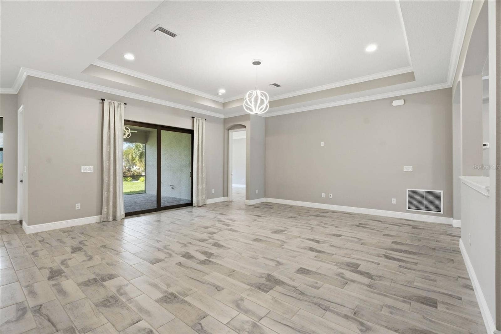 814 TIRANO WAY, Ruskin, FL 33573 814 TIRANO WAY, Ruskin, FL 33573