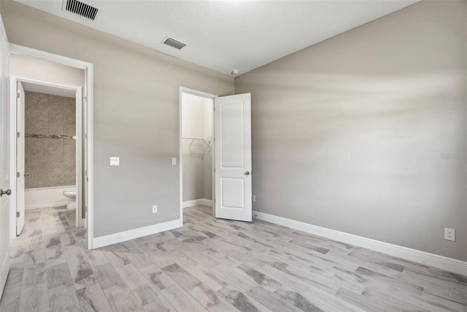 814 TIRANO WAY, Ruskin, FL 33573 814 TIRANO WAY, Ruskin, FL 33573