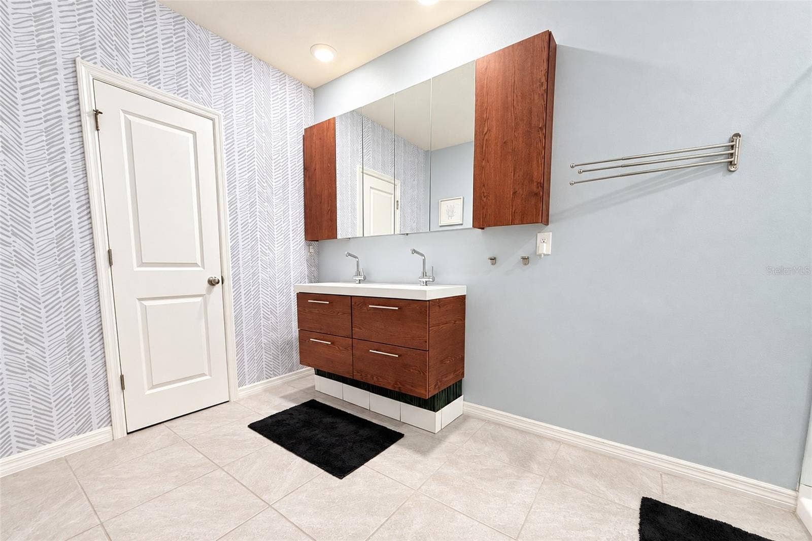 16313 SILENT SANDS LANE, Odessa, FL 33556 16313 SILENT SANDS LANE, Odessa, FL 33556