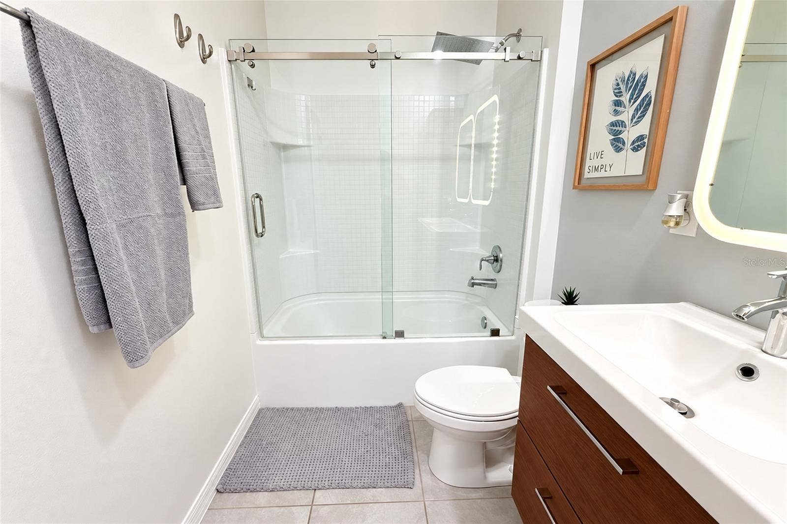 16313 SILENT SANDS LANE, Odessa, FL 33556 16313 SILENT SANDS LANE, Odessa, FL 33556