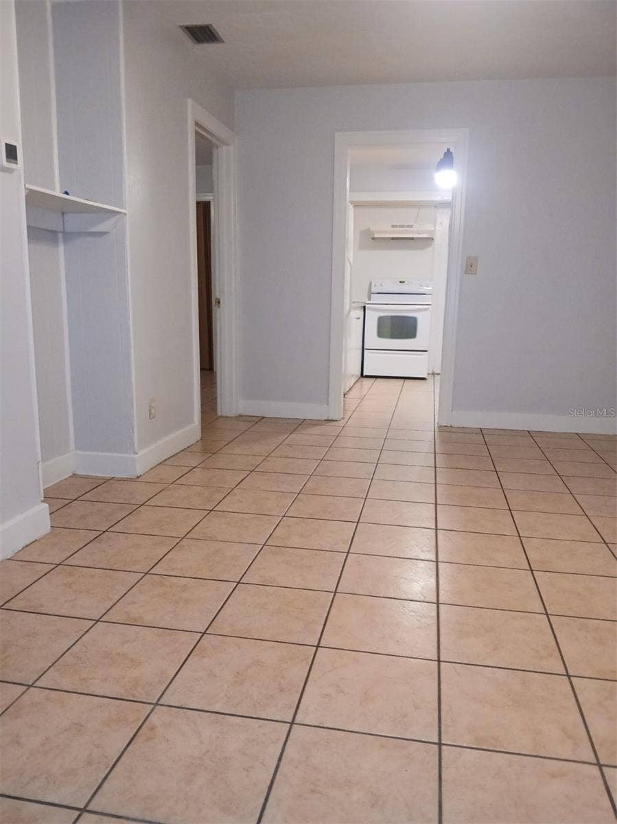 4262 3RD AVENUE N, St Petersburg, FL 33713
