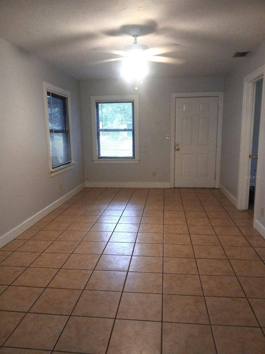 4262 3RD AVENUE N, St Petersburg, FL 33713
