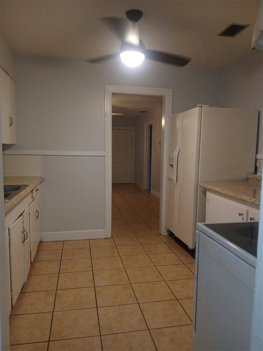 4262 3RD AVENUE N, St Petersburg, FL 33713