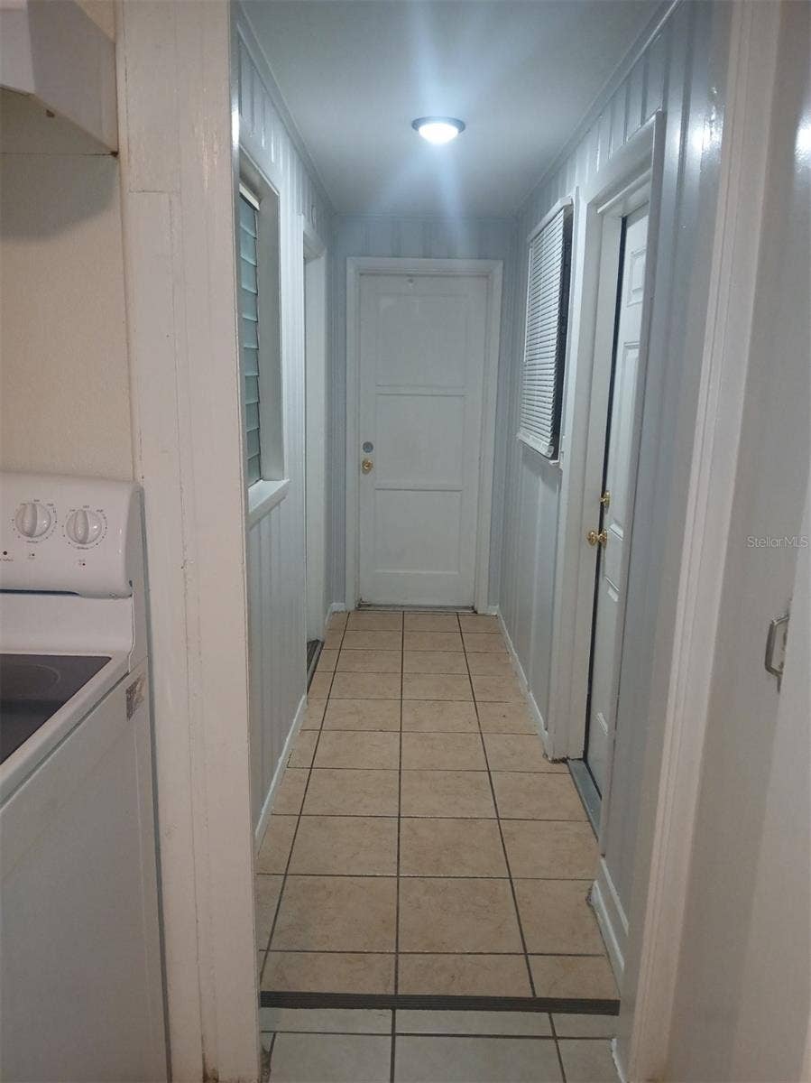 4262 3RD AVENUE N, St Petersburg, FL 33713