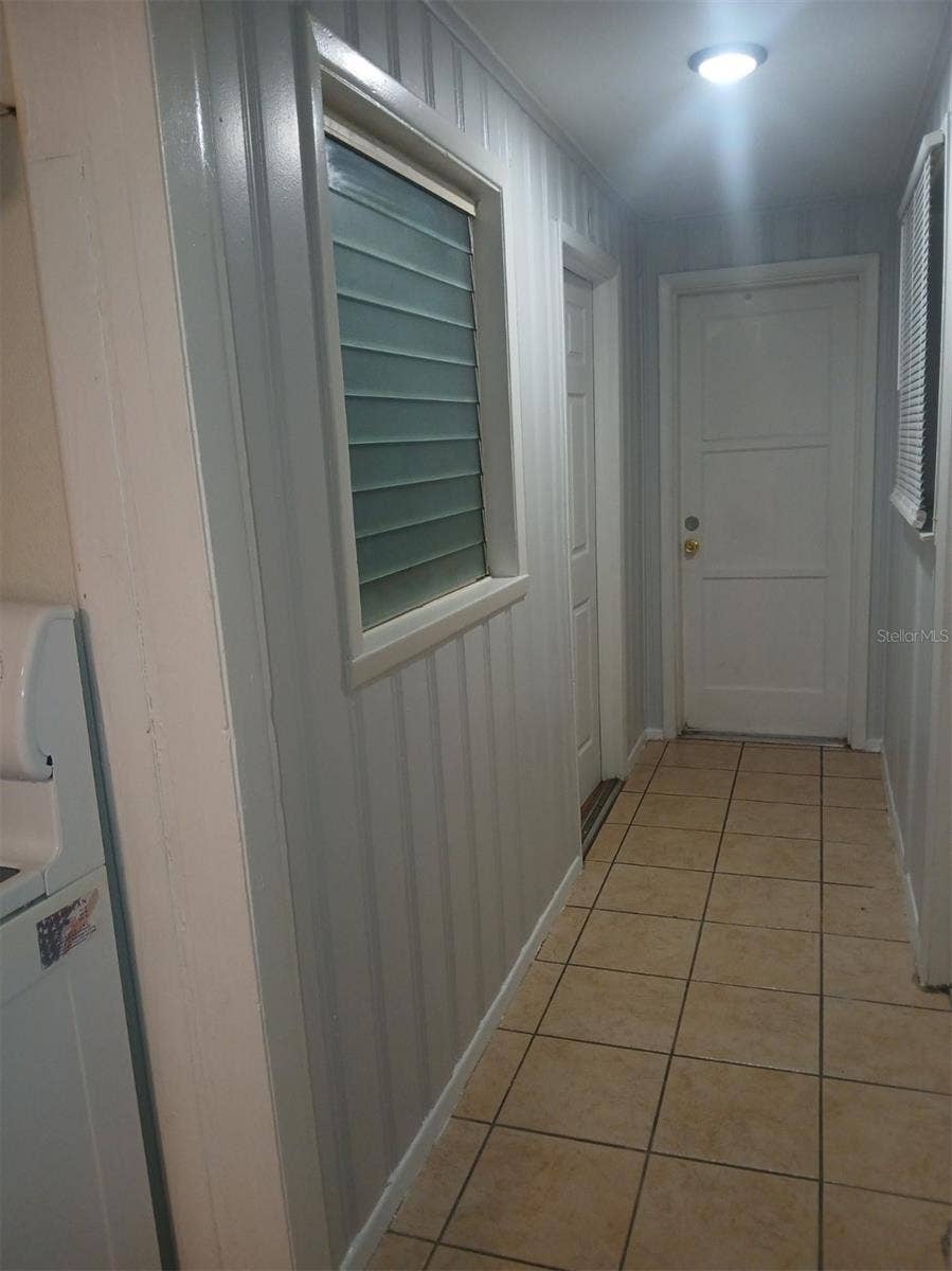 4262 3RD AVENUE N, St Petersburg, FL 33713