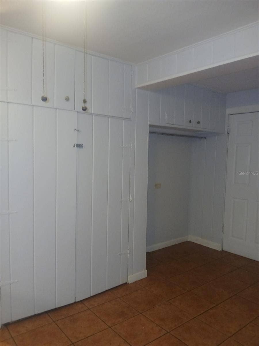 4262 3RD AVENUE N, St Petersburg, FL 33713