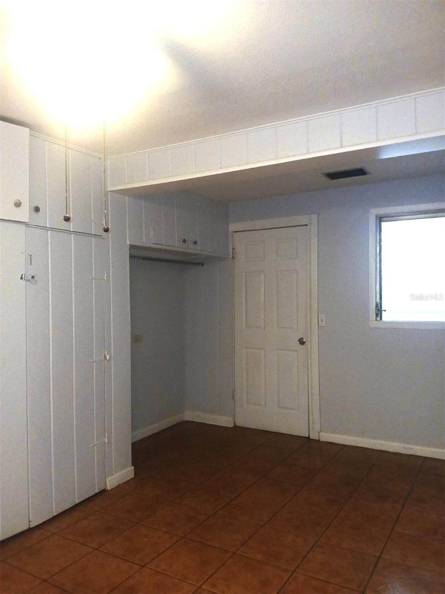 4262 3RD AVENUE N, St Petersburg, FL 33713