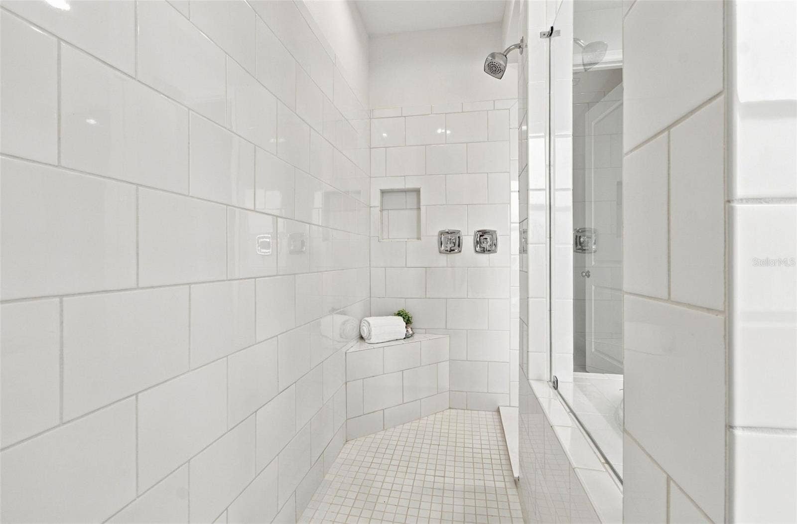 7006 TALAMORE DRIVE, Wesley Chapel, FL 33545 7006 TALAMORE DRIVE, Wesley Chapel, FL 33545