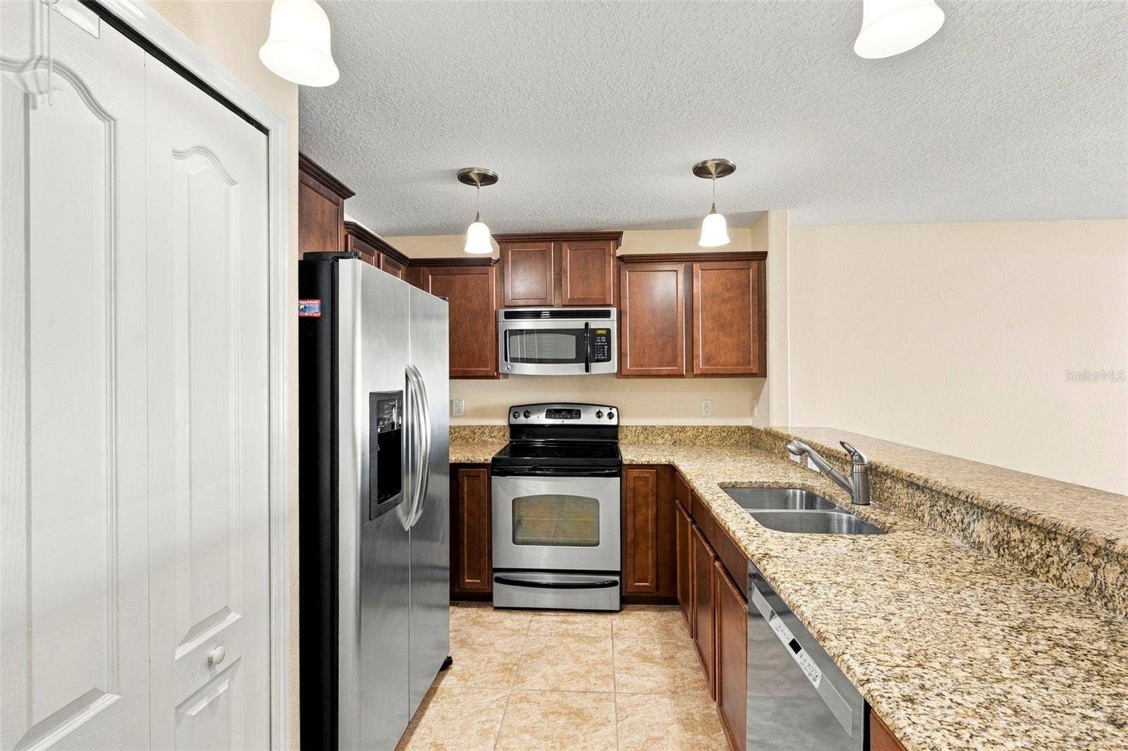 9726 TRUMPET VINE LOOP, Trinity, FL 34655 9726 TRUMPET VINE LOOP, Trinity, FL 34655