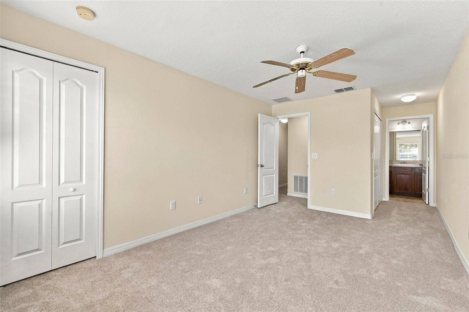 9726 TRUMPET VINE LOOP, Trinity, FL 34655 9726 TRUMPET VINE LOOP, Trinity, FL 34655
