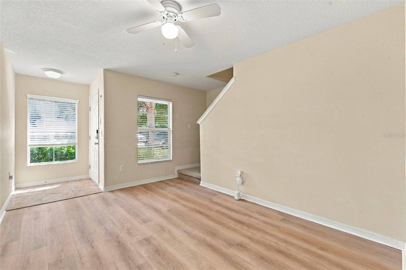 9726 TRUMPET VINE LOOP, Trinity, FL 34655 9726 TRUMPET VINE LOOP, Trinity, FL 34655