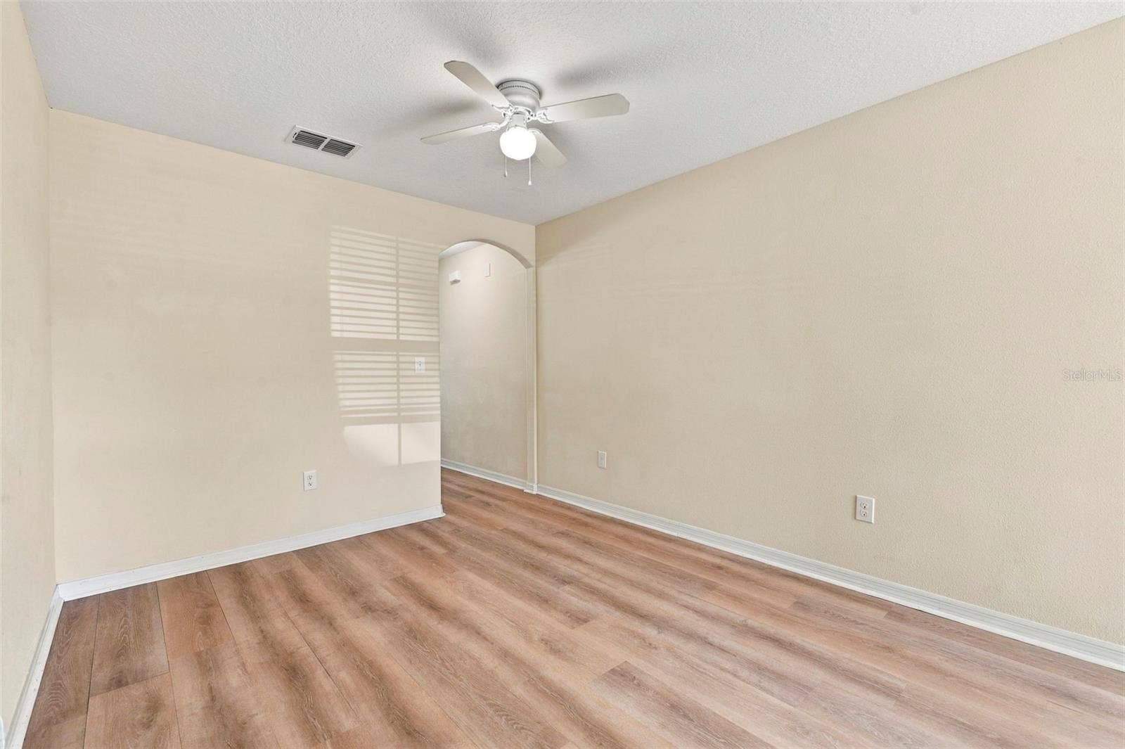 9726 TRUMPET VINE LOOP, Trinity, FL 34655 9726 TRUMPET VINE LOOP, Trinity, FL 34655