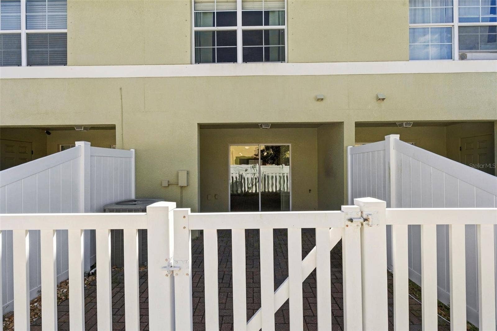 9726 TRUMPET VINE LOOP, Trinity, FL 34655 9726 TRUMPET VINE LOOP, Trinity, FL 34655