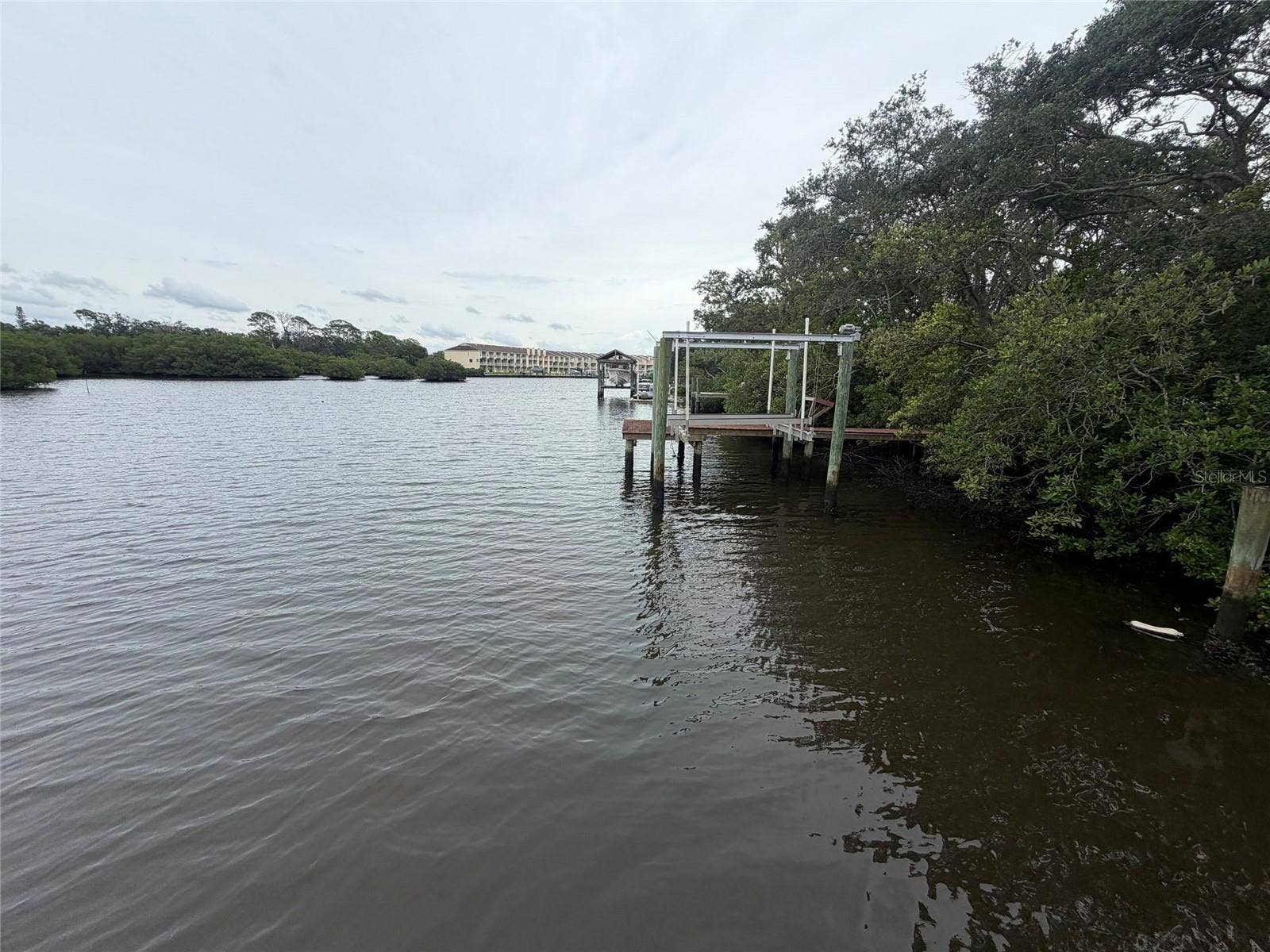 3090 PHOENIX AVENUE, Oldsmar, FL 34677 3090 PHOENIX AVENUE, Oldsmar, FL 34677