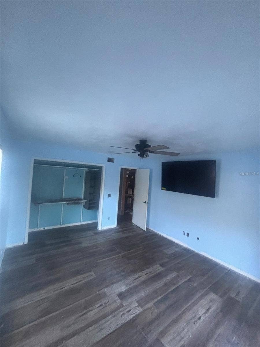 3090 PHOENIX AVENUE, Oldsmar, FL 34677 3090 PHOENIX AVENUE, Oldsmar, FL 34677