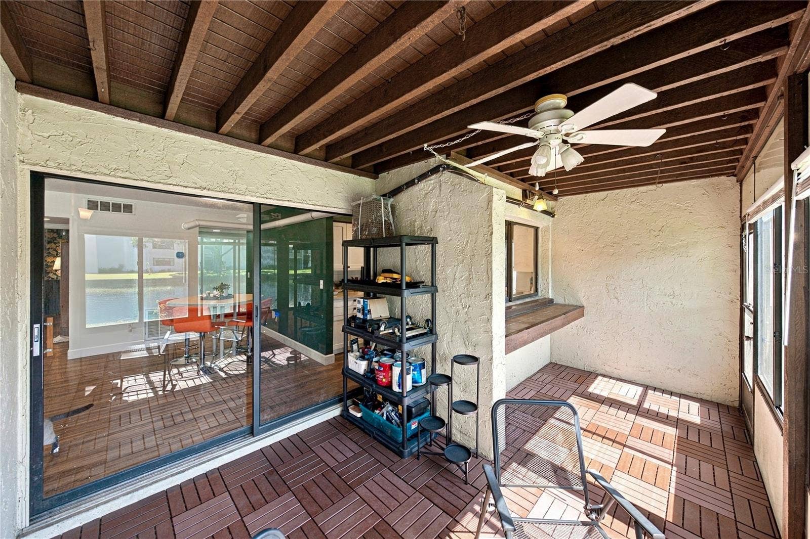 Wonderful Large All Season Room & Patio with Amazing Views to Pond