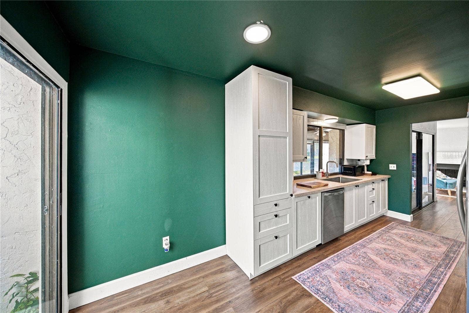 Eat In Kitchen Area with Beautiful Views