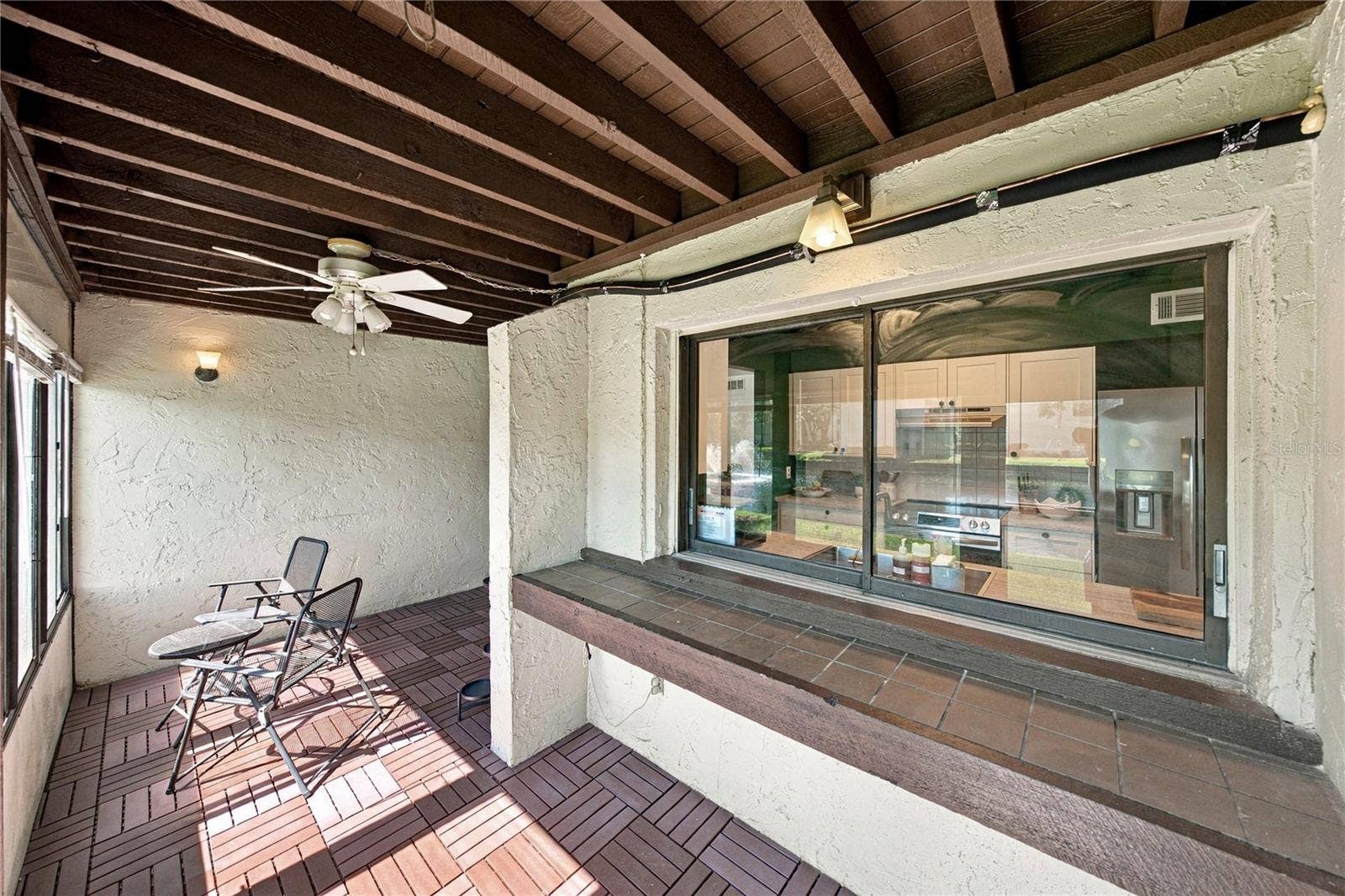 Wonderful Large All Season Room & Patio with Amazing Views to Pond
