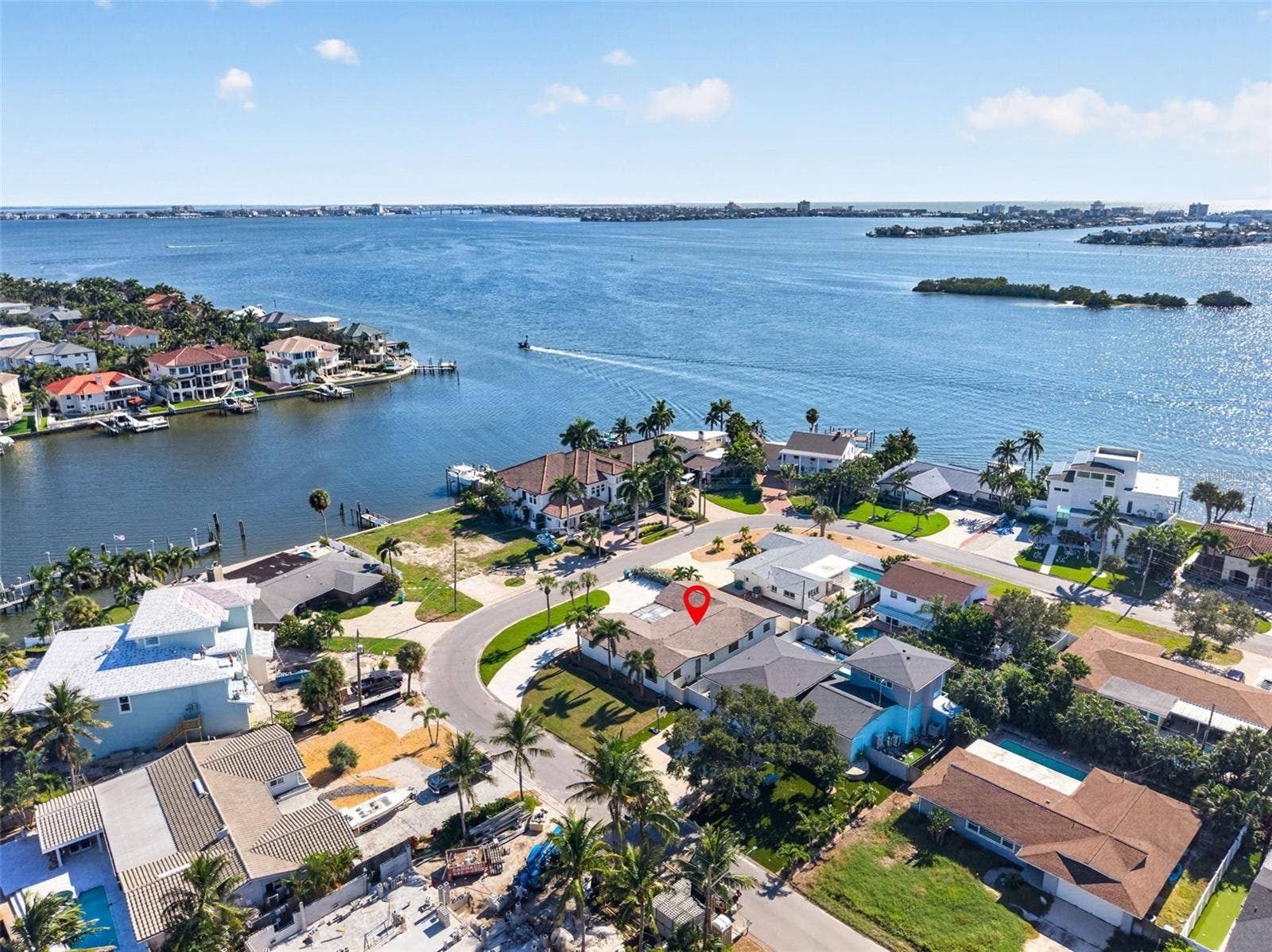 2015 DOLPHIN BOULEVARD S, St Petersburg, FL 33707 2015 DOLPHIN BOULEVARD S, St Petersburg, FL 33707