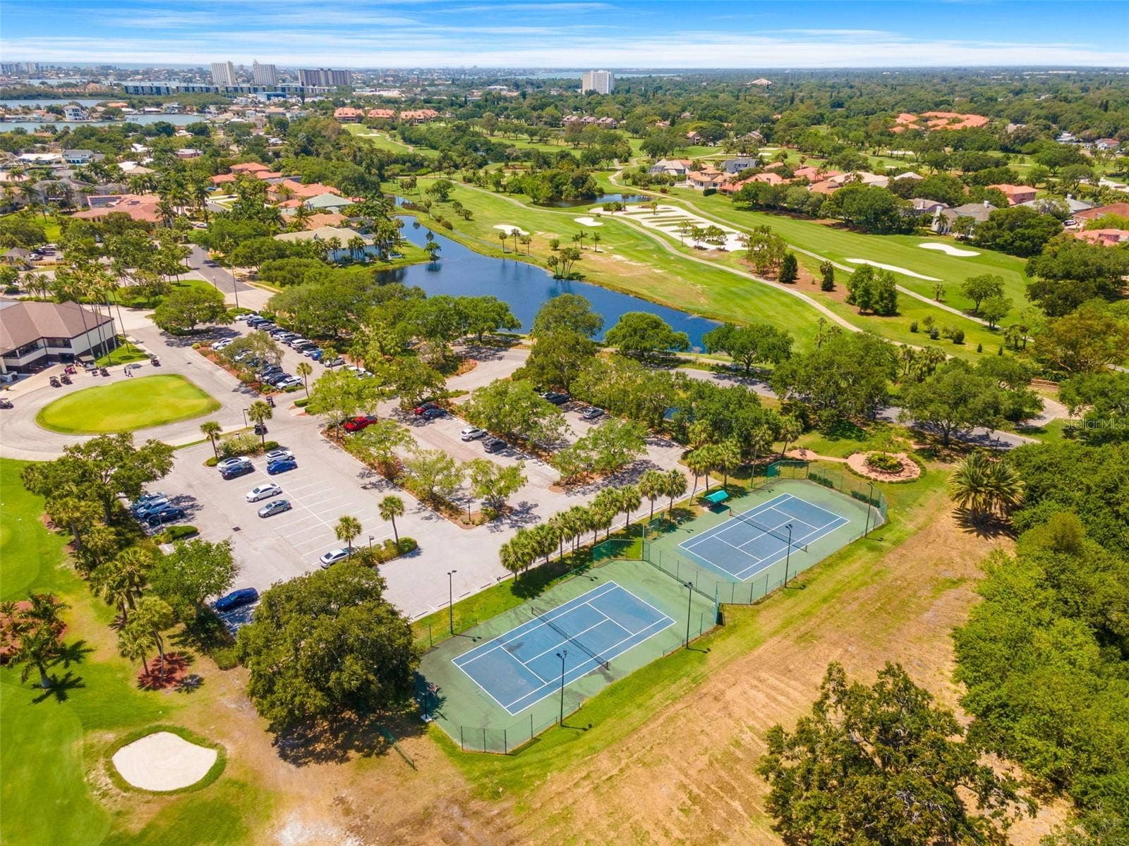 2015 DOLPHIN BOULEVARD S, St Petersburg, FL 33707 2015 DOLPHIN BOULEVARD S, St Petersburg, FL 33707