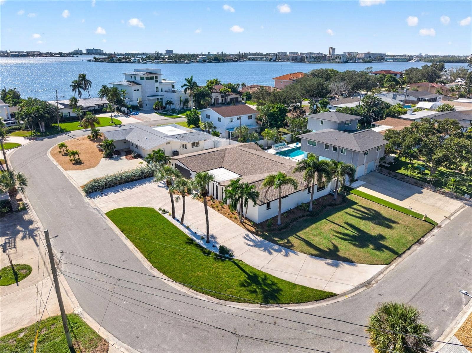 2015 DOLPHIN BOULEVARD S, St Petersburg, FL 33707 2015 DOLPHIN BOULEVARD S, St Petersburg, FL 33707
