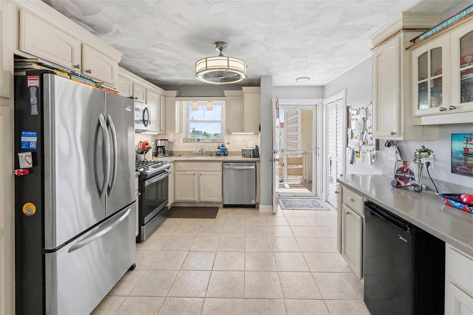 Gourmet Kitchen