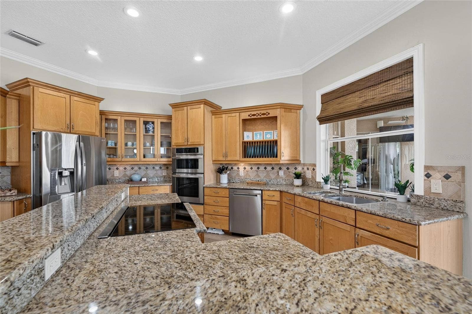 761 KINGSTON COURT, Apollo Beach, FL 33572