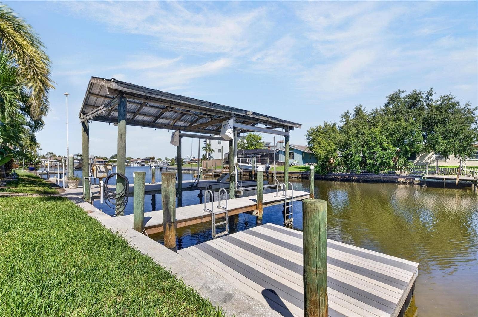761 KINGSTON COURT, Apollo Beach, FL 33572