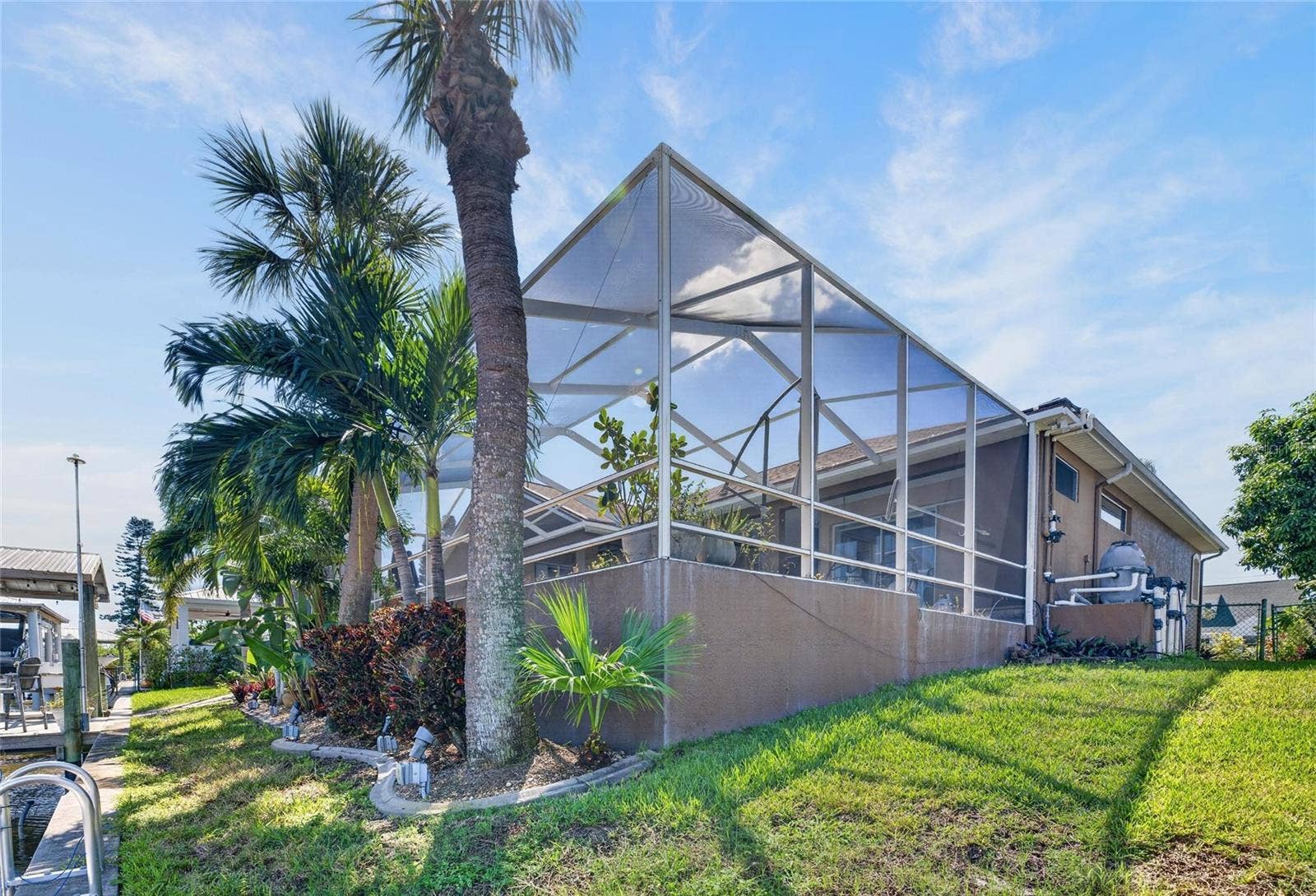761 KINGSTON COURT, Apollo Beach, FL 33572