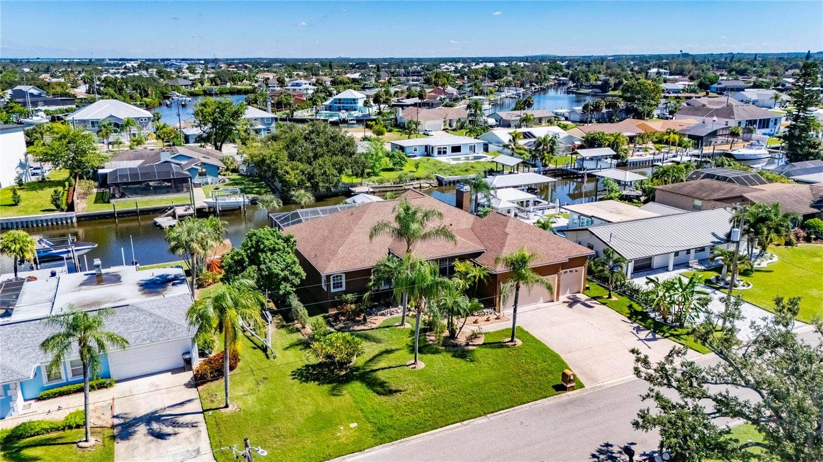 761 KINGSTON COURT, Apollo Beach, FL 33572