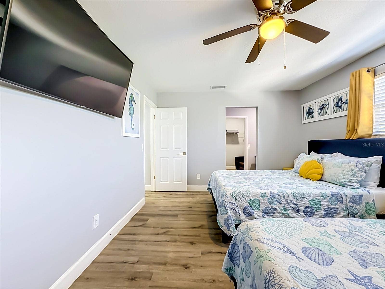 354 MONTGOMERY AVENUE, Sarasota, FL 34243 354 MONTGOMERY AVENUE, Sarasota, FL 34243
