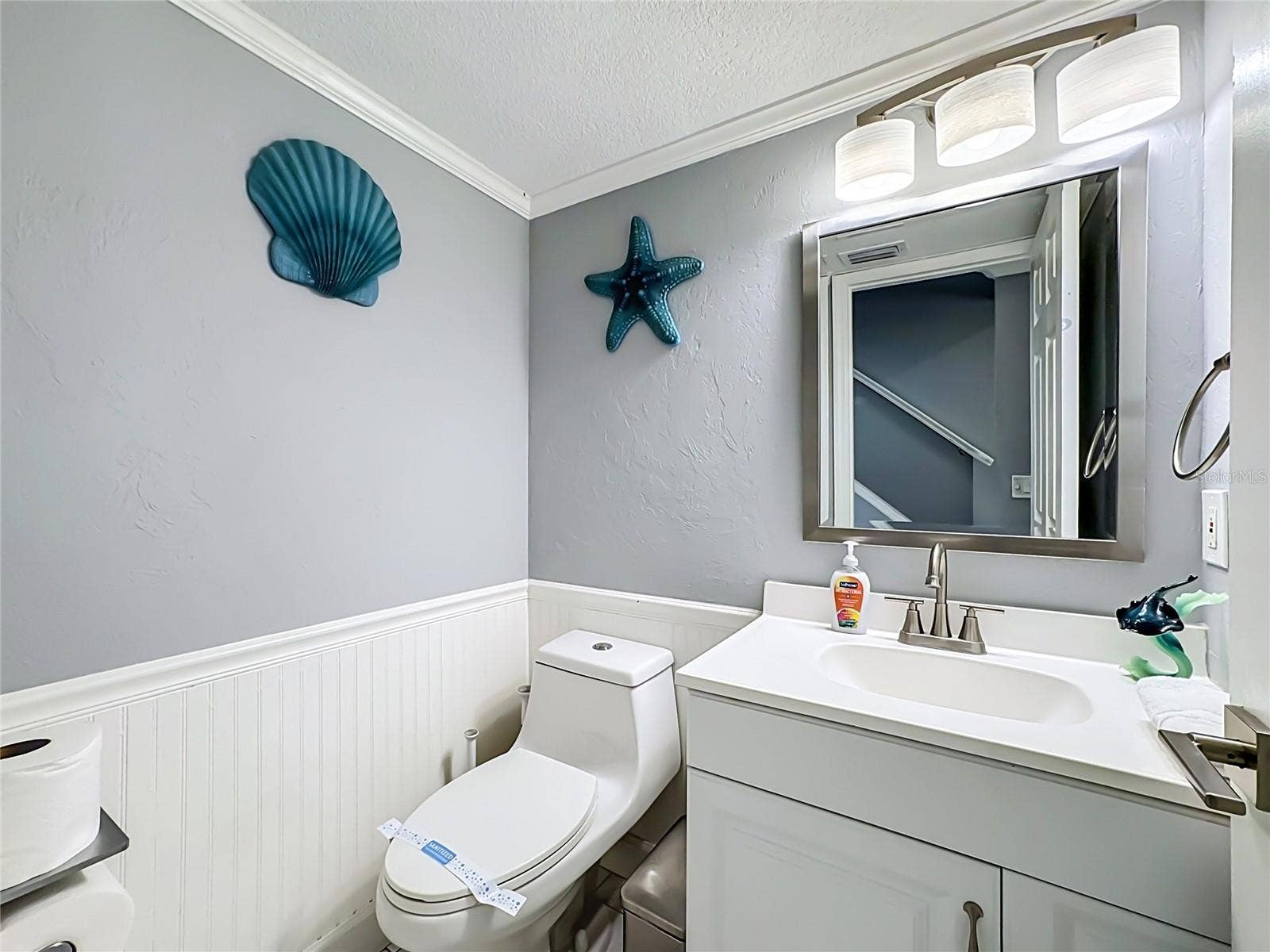 354 MONTGOMERY AVENUE, Sarasota, FL 34243 354 MONTGOMERY AVENUE, Sarasota, FL 34243