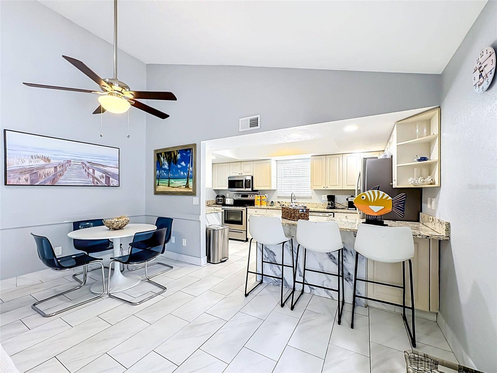 354 MONTGOMERY AVENUE, Sarasota, FL 34243 354 MONTGOMERY AVENUE, Sarasota, FL 34243