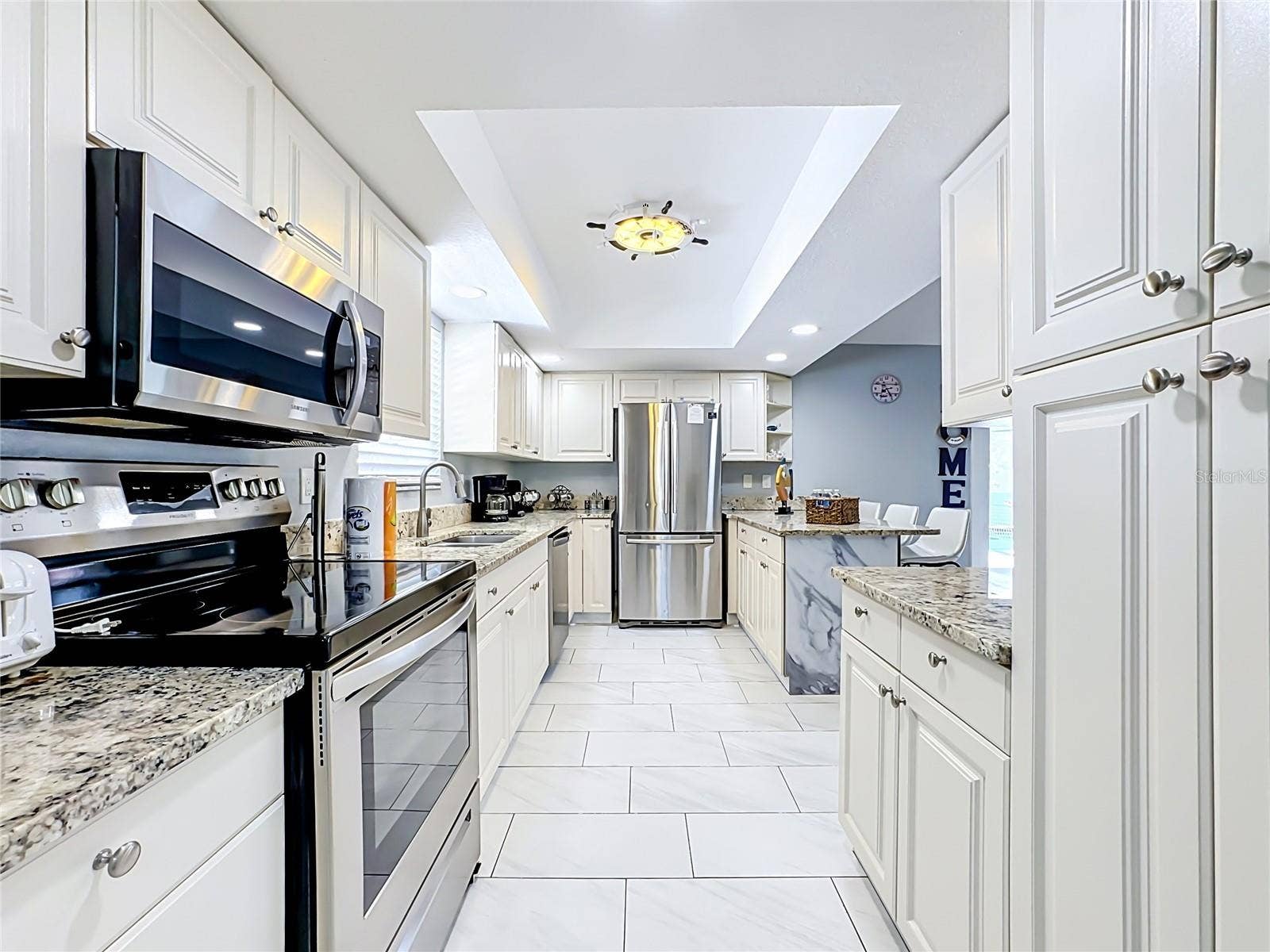 354 MONTGOMERY AVENUE, Sarasota, FL 34243 354 MONTGOMERY AVENUE, Sarasota, FL 34243