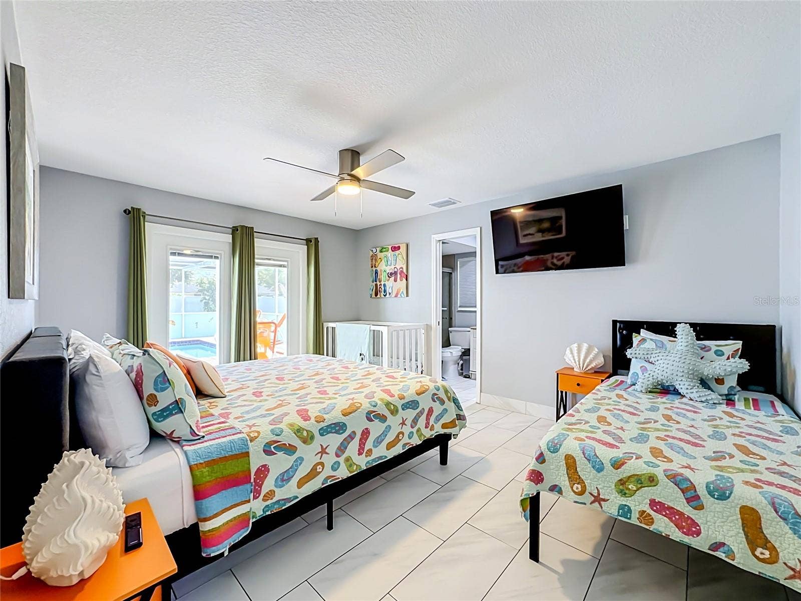 354 MONTGOMERY AVENUE, Sarasota, FL 34243 354 MONTGOMERY AVENUE, Sarasota, FL 34243