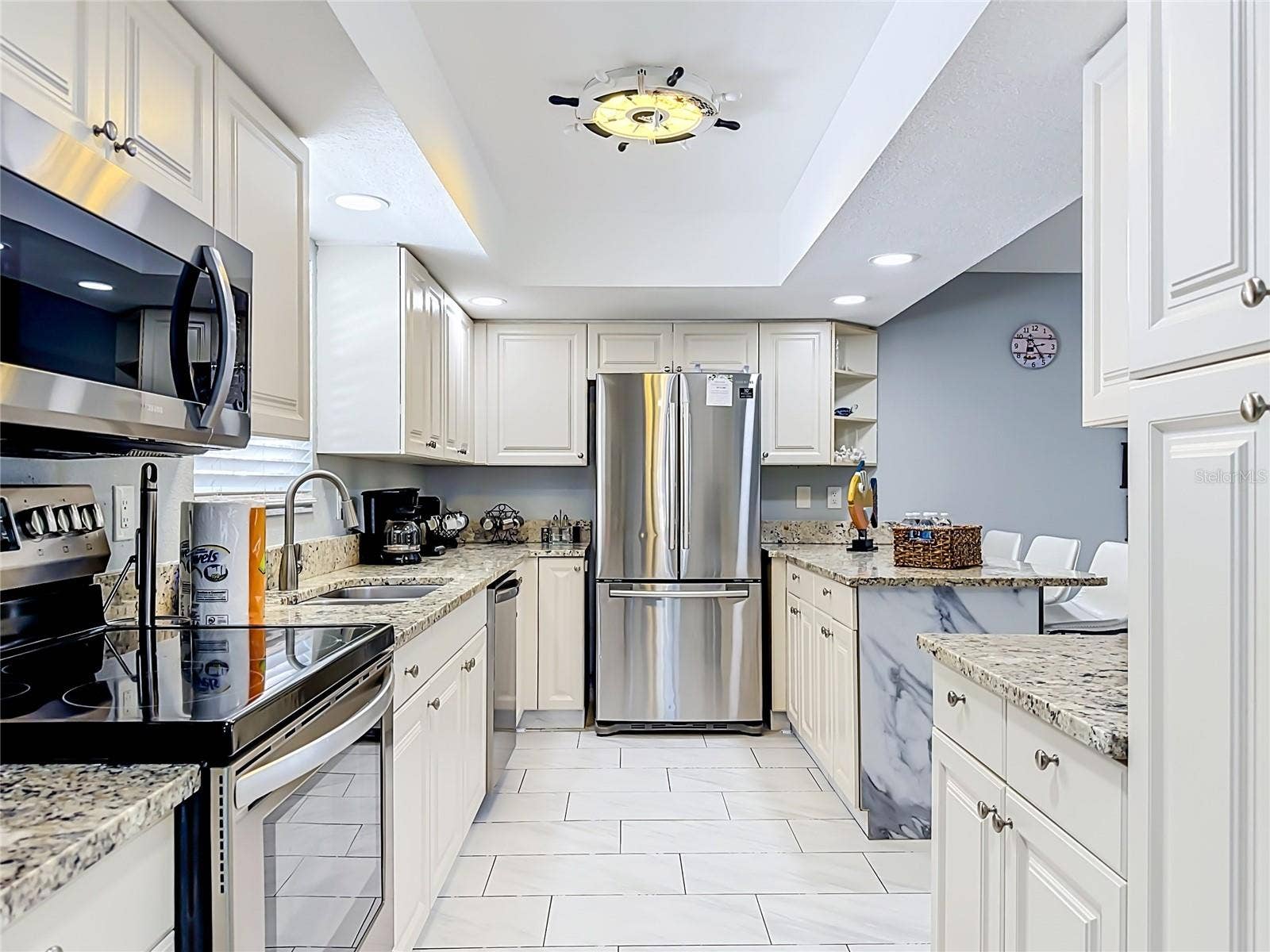 354 MONTGOMERY AVENUE, Sarasota, FL 34243 354 MONTGOMERY AVENUE, Sarasota, FL 34243