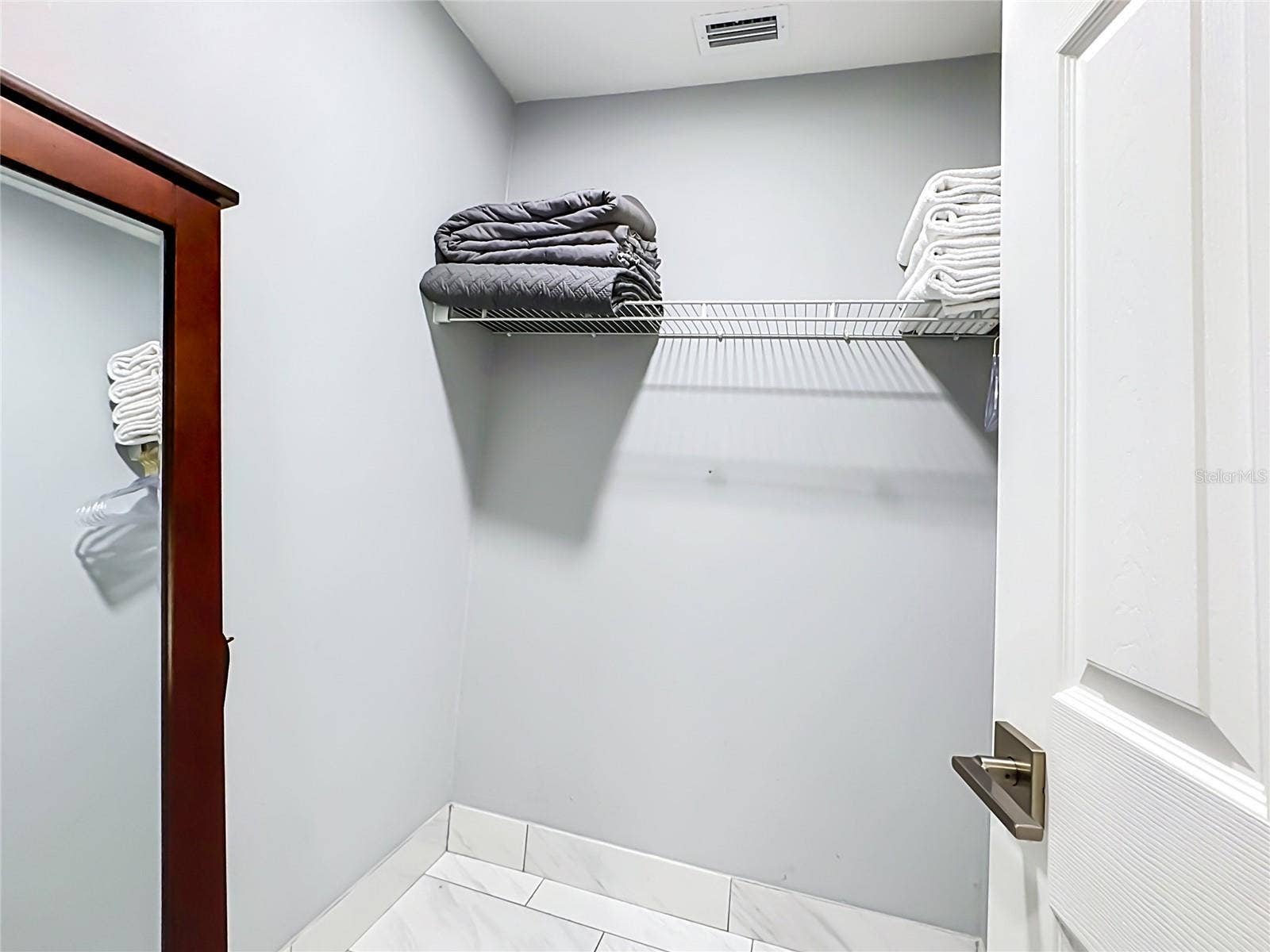 354 MONTGOMERY AVENUE, Sarasota, FL 34243 354 MONTGOMERY AVENUE, Sarasota, FL 34243