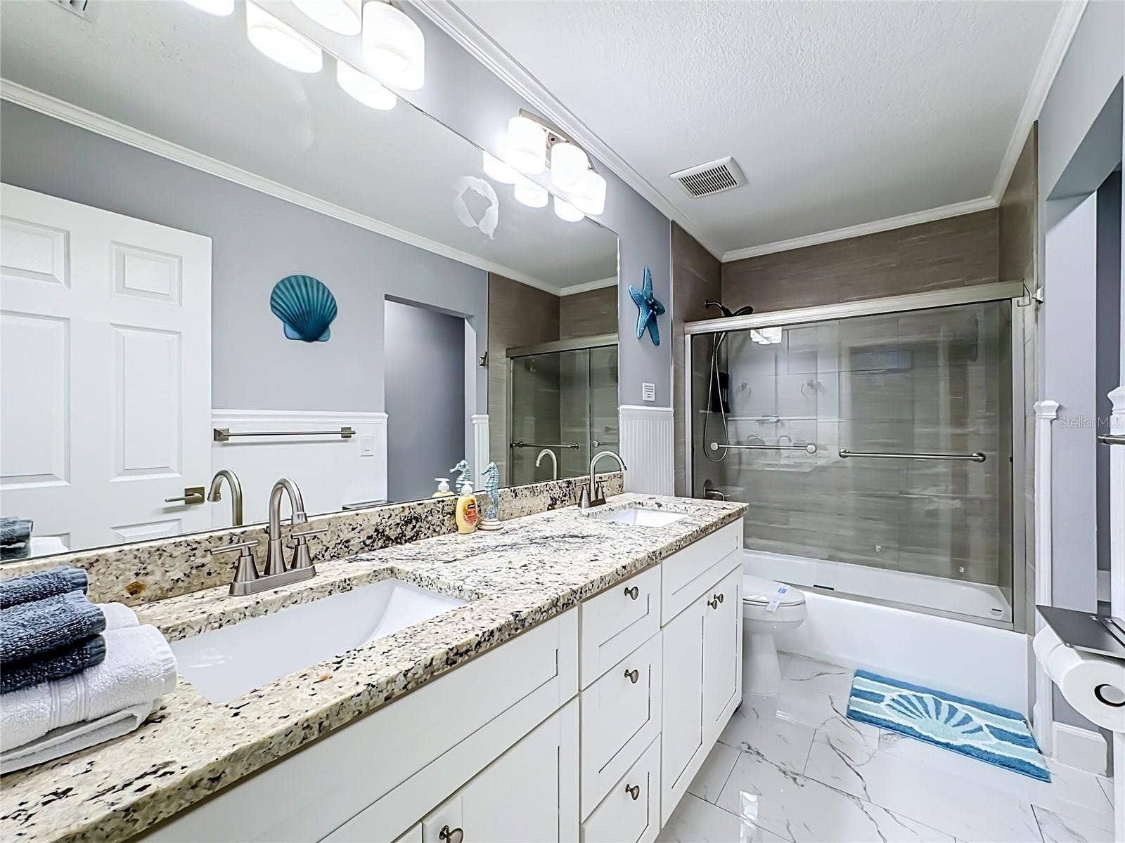 354 MONTGOMERY AVENUE, Sarasota, FL 34243 354 MONTGOMERY AVENUE, Sarasota, FL 34243