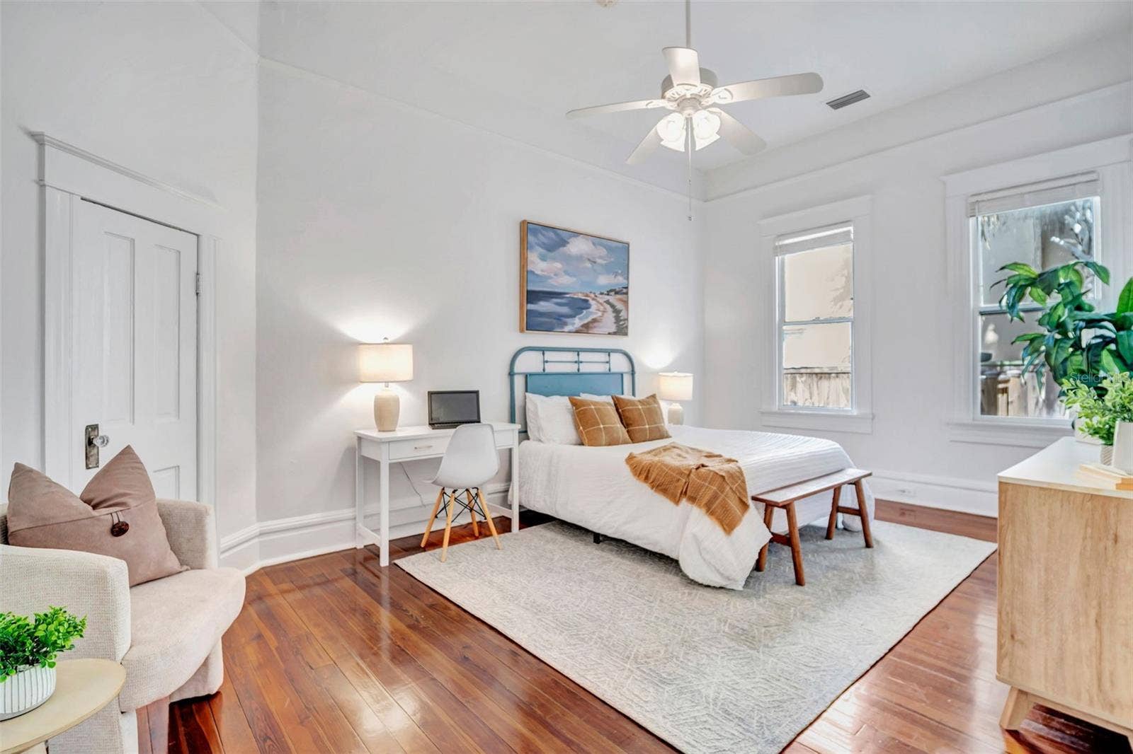 guest bedroom