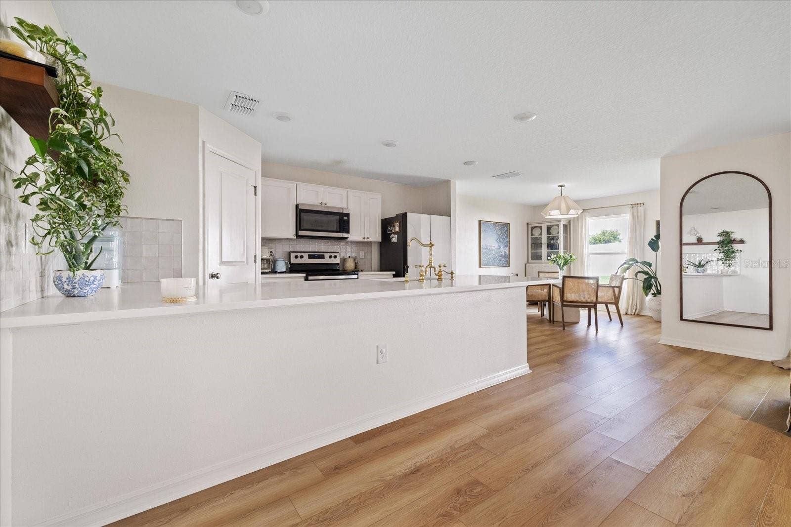 6450 MARINER BOULEVARD, Spring Hill, FL 34609 6450 MARINER BOULEVARD, Spring Hill, FL 34609